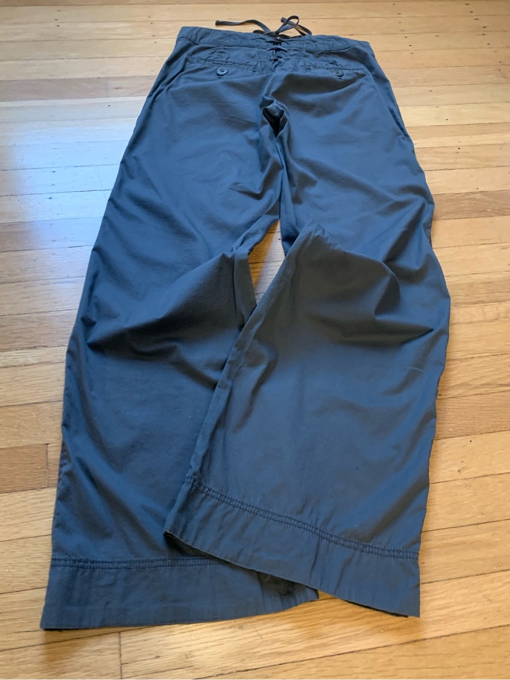 EUC Cidra Dark Gray Wide Leg Loose Fit Button Front/Tie back Pants in Size 2 - Picture 5 of 15